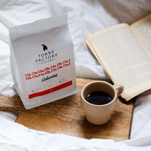 Upload image to gallery, coffee colombia and book